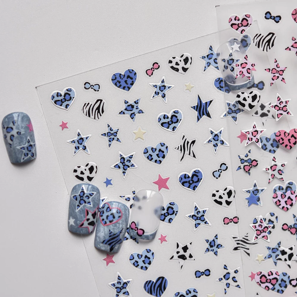 

Шикарный сине-розовый леопардовый узор с сердечками, нежные звезды, современные наклейки для ногтей, простые, но стильные 5D наклейки для дизайна ногтей