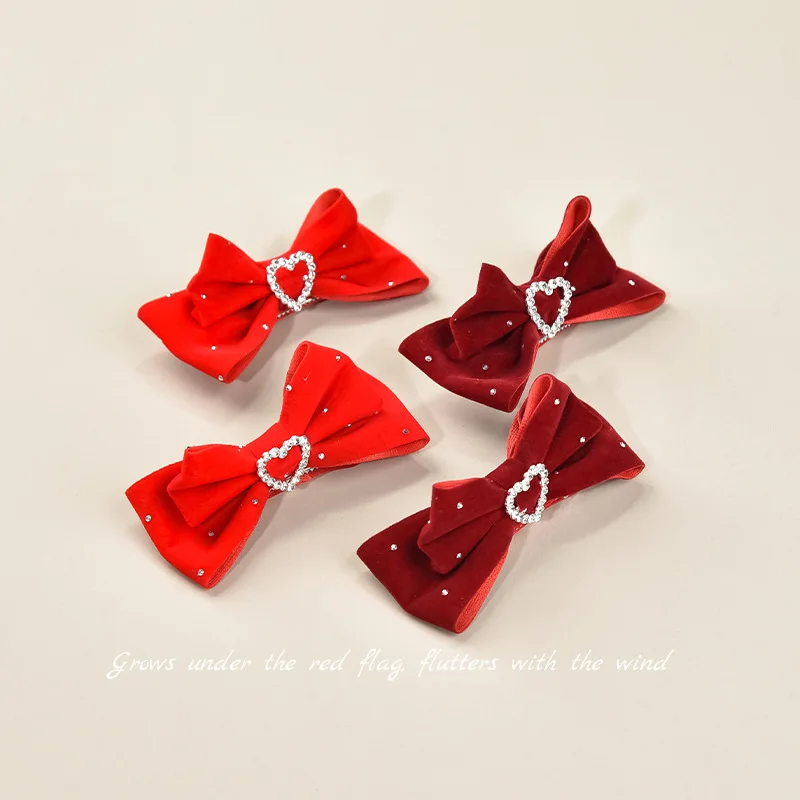 벨루어 별 모양 리본 헤어 클립 2개, 우아한 리본 타이 헤어 액세서리, 축제 신년 의상 세트, 화이트 악센트가 있는 레드 벨벳