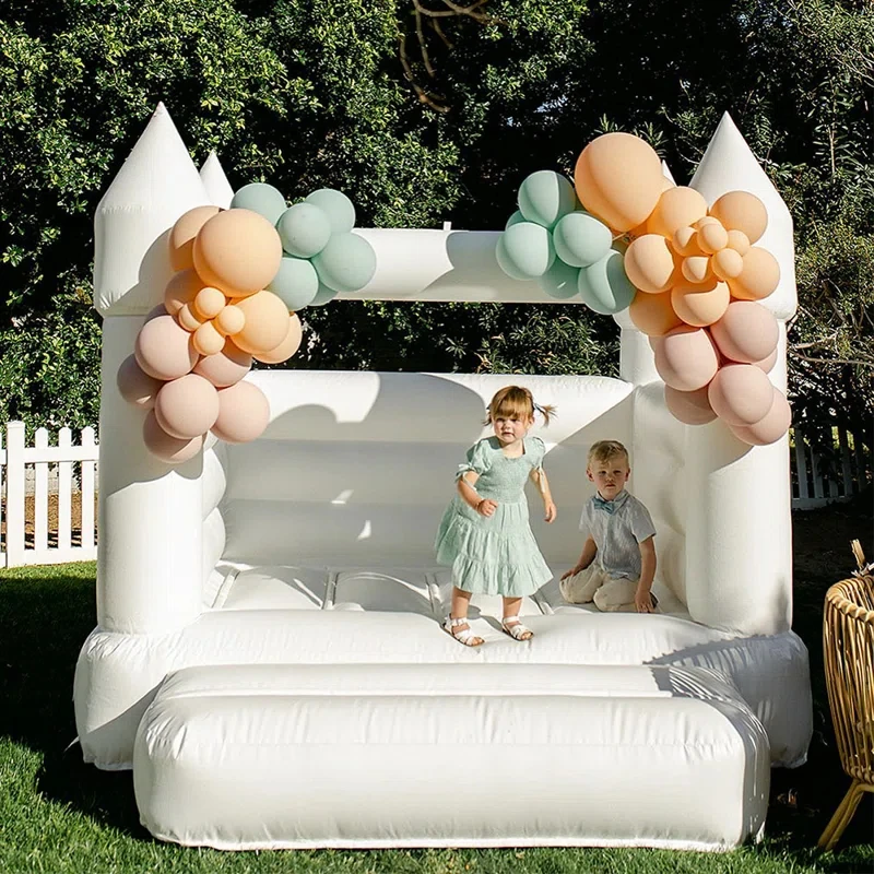 10' x 10' PVC wit springkasteel binnen buiten springkasteel voor kinderen / verjaardagsfeestje / halloween / kerstfeestevenement