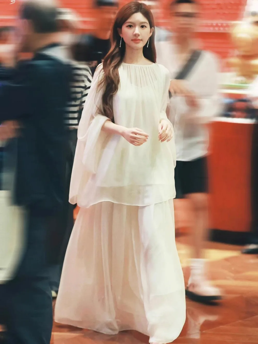 

Exquisite White Chiffon Shirt Top And Skirt Set Elegant Style Ultra-Fairy Tale like High Waist Pure Color Autumn Fashion for ...