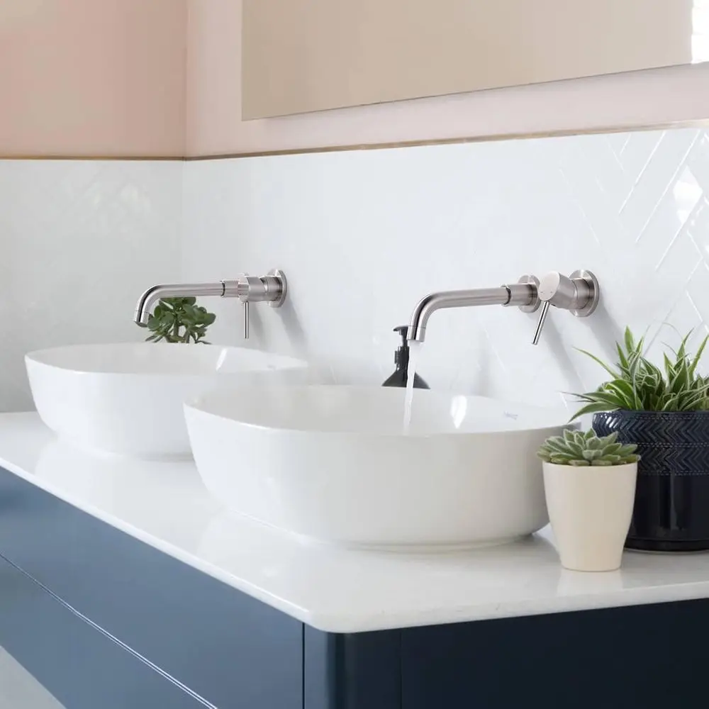 صنبور تثبيت على الحائط من النيكل المصقول بمقبض واحد مع صنبور دوار وصمام خشن #2