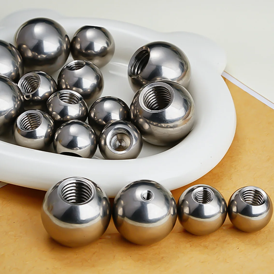 Solid Half Hole Stainless Steel Ball M2 M3 Metric Threaded Steel Ball OD 5/6/7/8/9/12/12.7-30/35/40mmBlind Hole Smooth Ball Bead