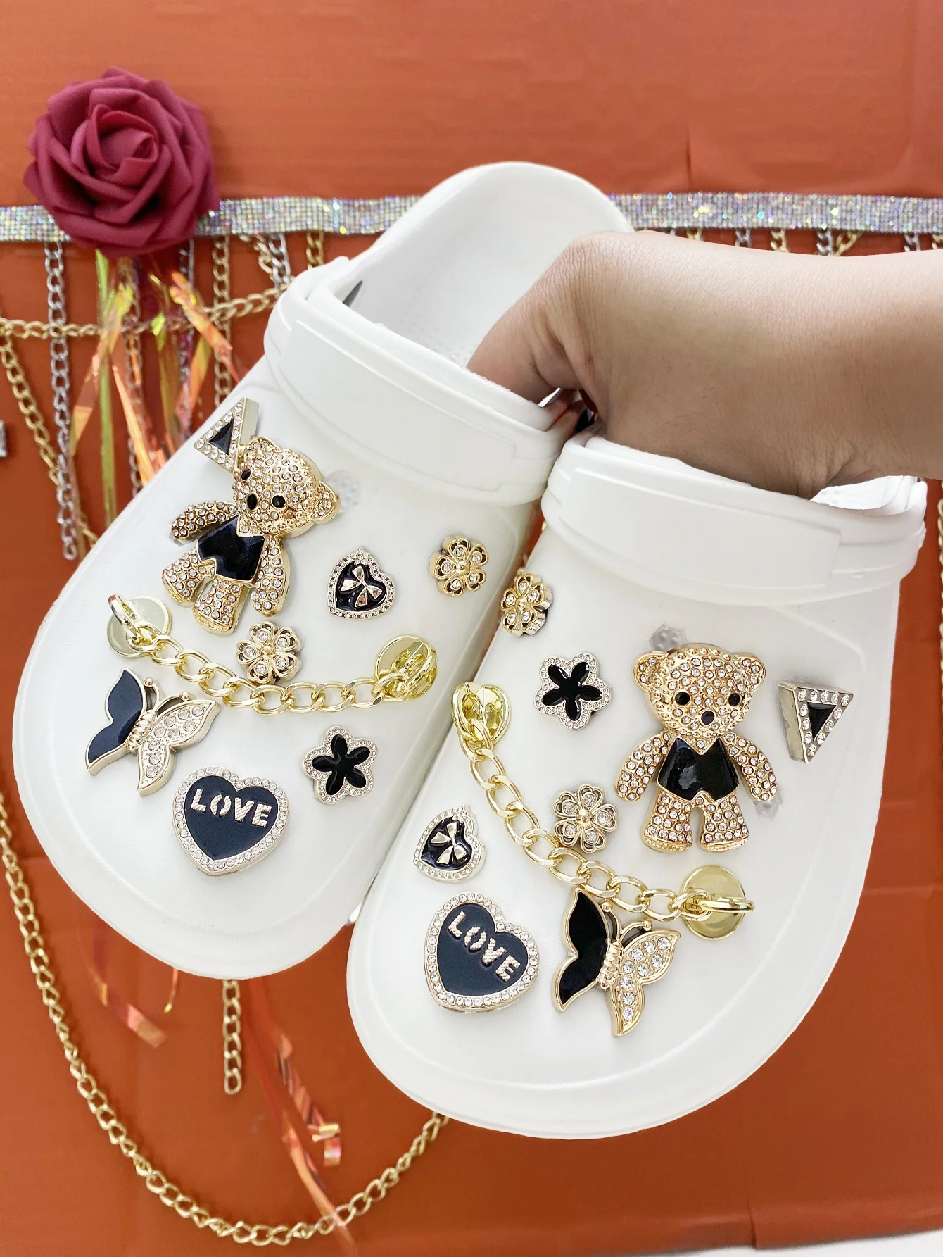 18 pieces of gold chain, gold dot diamond bear, butterfly, flower, black love letter love, triangle shoe buckle DIY decoration,