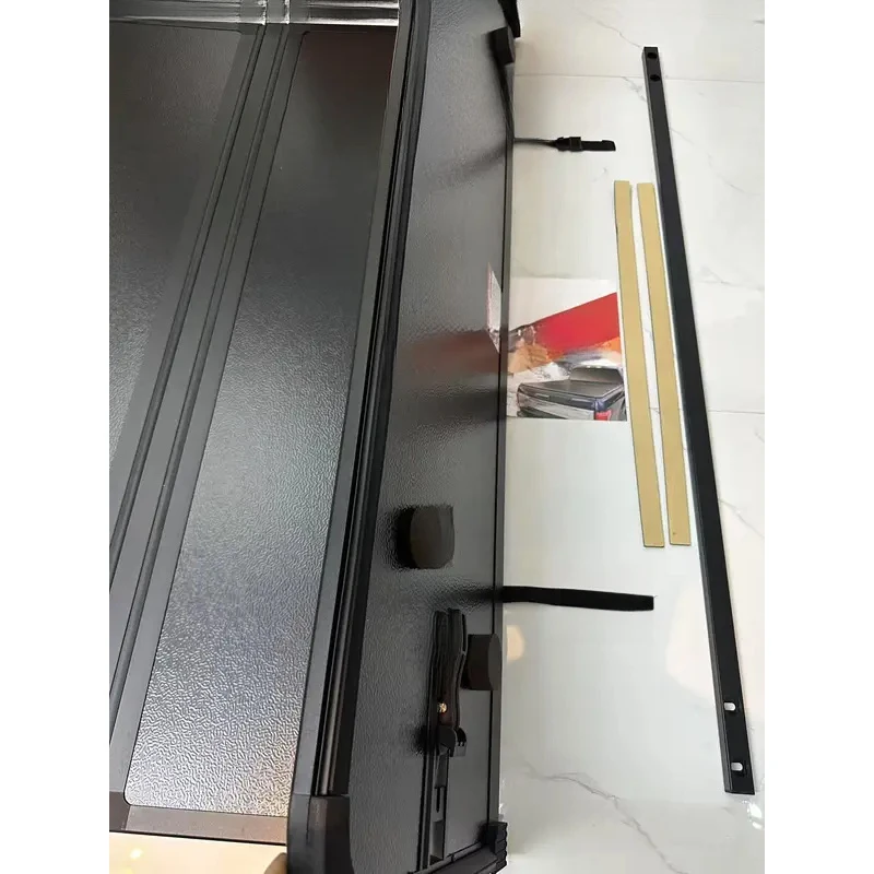 

Aluminum Hard Tri-Fold Tonneau Cover Pickup Truck