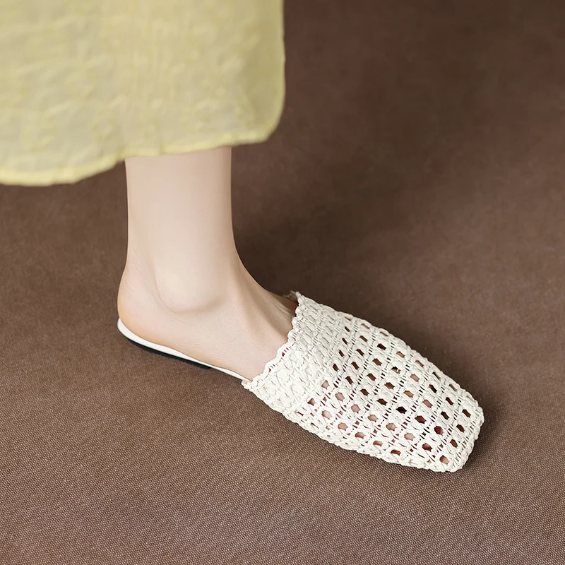 

2024 New Summer Women Mules Shoes for Women Square Toe Chunky Heel Modern Sandals Cover Toe Women Slippers Ladies Shoes