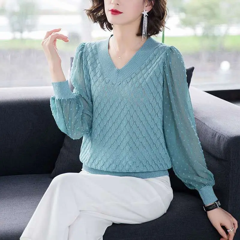 Elegant Fashion Long Sleeve Solid Color Hollow Out Tops Spring Autumn Female Clothing Commute Women\'s V-Neck Knitted T-shirt