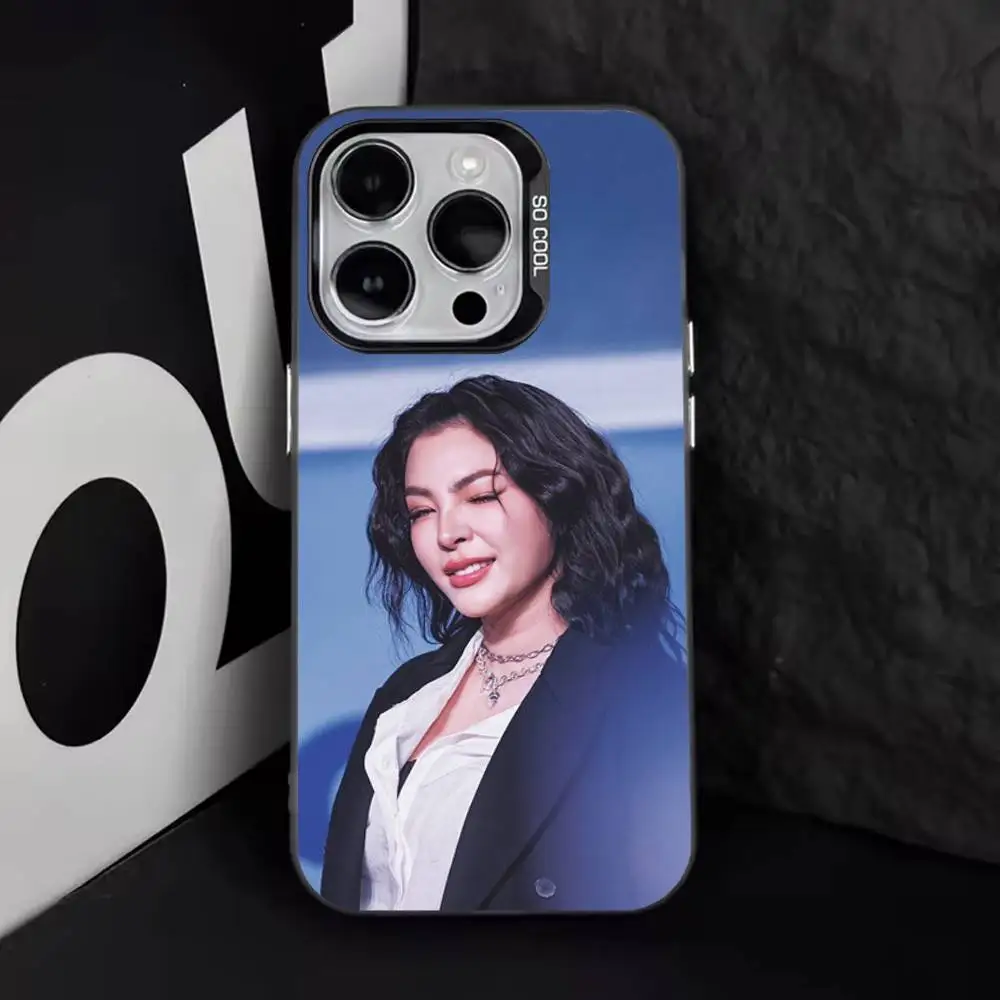 حافظة هاتف Peraya M-Malisorn Faye لهاتف iPhone 16,15,14,13,12,11,8,7,Pro,Max,Plus,Mini,XS,SE مضادة للسقوط باللون الأسود غير اللامع