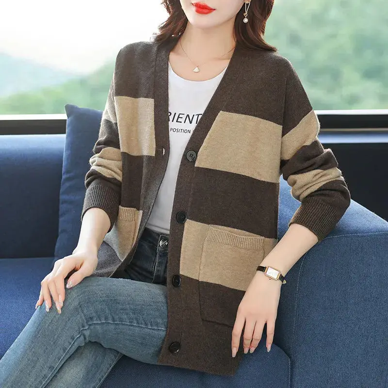 Clothes for Women 2024 Autumn Winter Vintage Striped Button Knitted Cardigan Korean Simple V Neck Long Sleeve Loose Sweater Coat