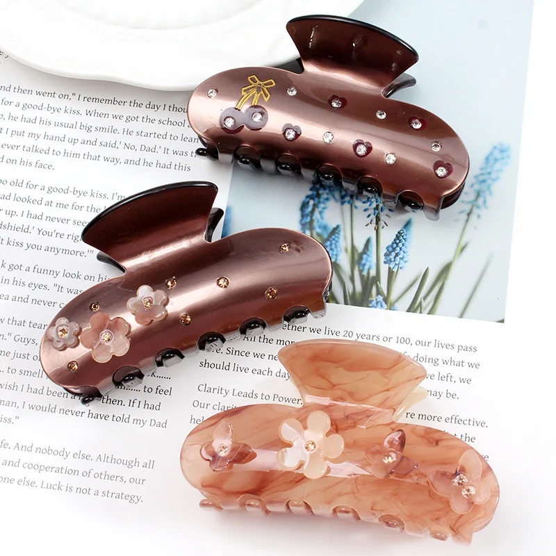 

Full diamond fashion super fairy with diamond grab clip acrylic hair accessories girl simple disc hair clip