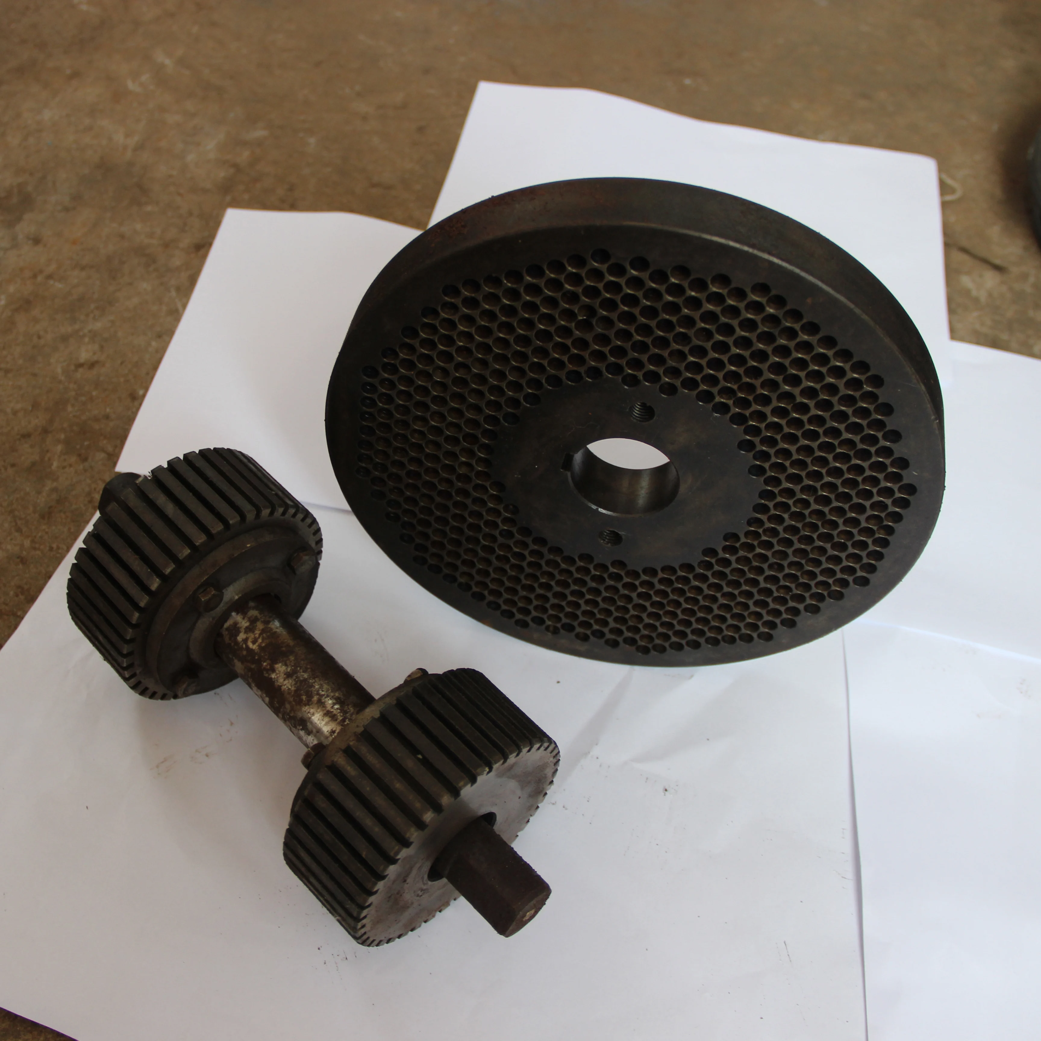 Spare parts for feed pellet machine molds