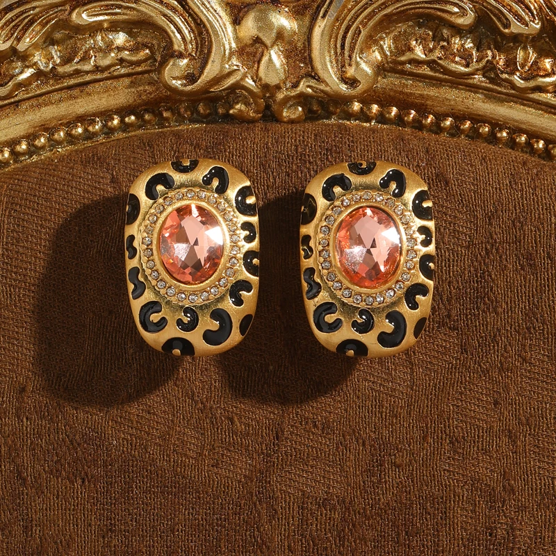 

Vintage Enamel Pink Crystal Earrings Luxury Designer Gold Color Oval Rhinestones High Quality Jewelry Wedding Accessories 2025