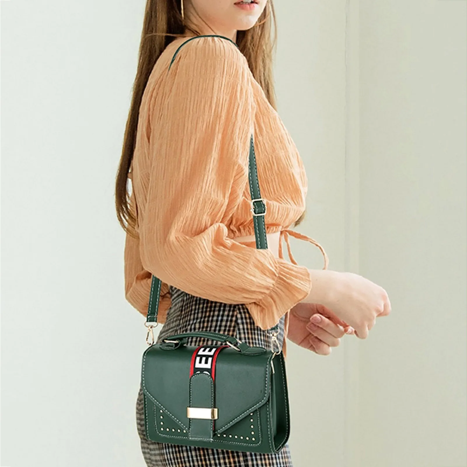 Crossbody Purses For Women Casual Crossbody Bag Adjustable Strap Shoulder Bag Small Square Bag Ladies Small Bag