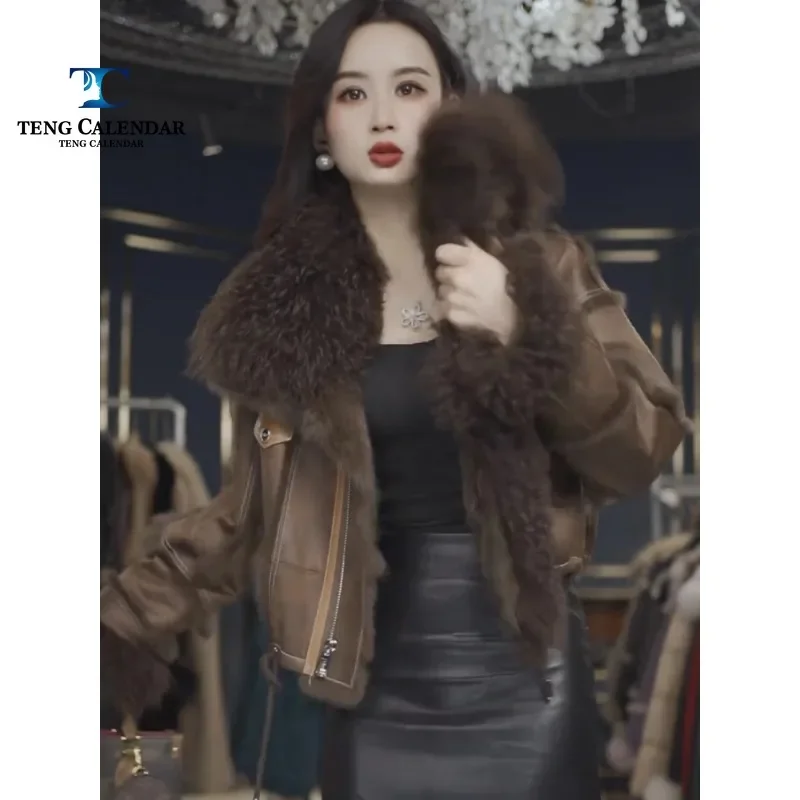 Artificial Fur Coat, Fashionable and Versatile, Thick and High-end Fur Integrated Short Jacket, Women\'s Winter 2024 New Style