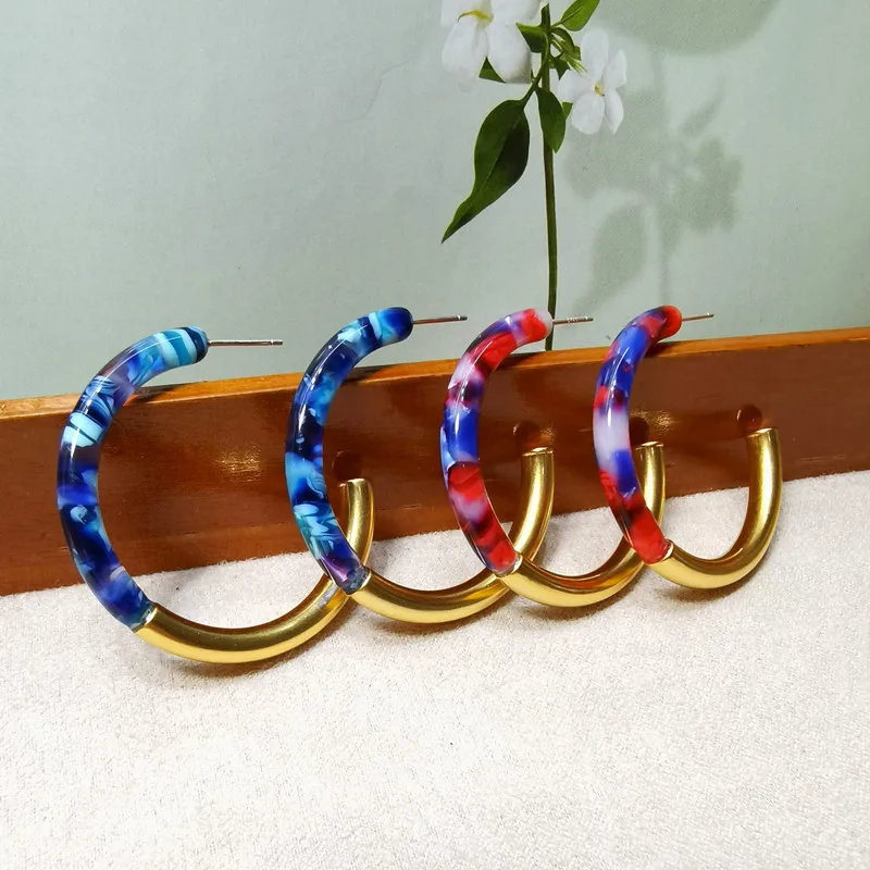 

Classic Simple Geometric Circle Acetate Stitching Retro Earrings Fashion Trend Studs Blue Temperament Hoops Earrings for Women