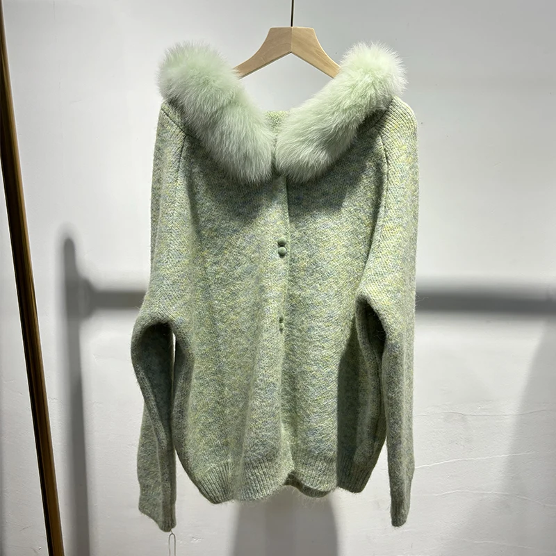 وصل حديثًا لعام 2025 سترة نسائية شتوية خضراء من فرو الثعلب الحقيقي سميكة محبوكة كبيرة الحجم سترة فضفاضة للفتيات باللون الرمادي معطف بقلنسوة
