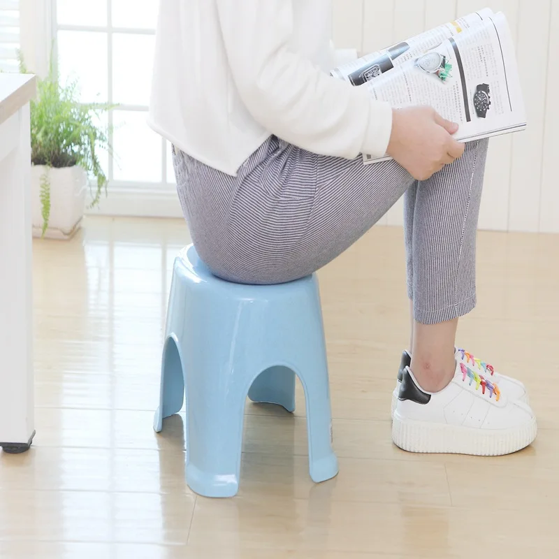 

UI528-Thickened and durable solid color plastic stool