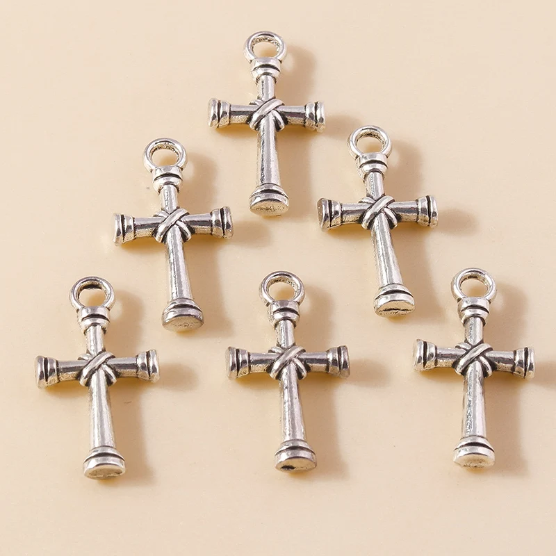 Leslie 30 Stück Antik-Silberfarbene Metall-Jesus-Kreuz-Anhänger für DIY-Schmuckherstellung, Armbänder, Halsketten – Detail 6
