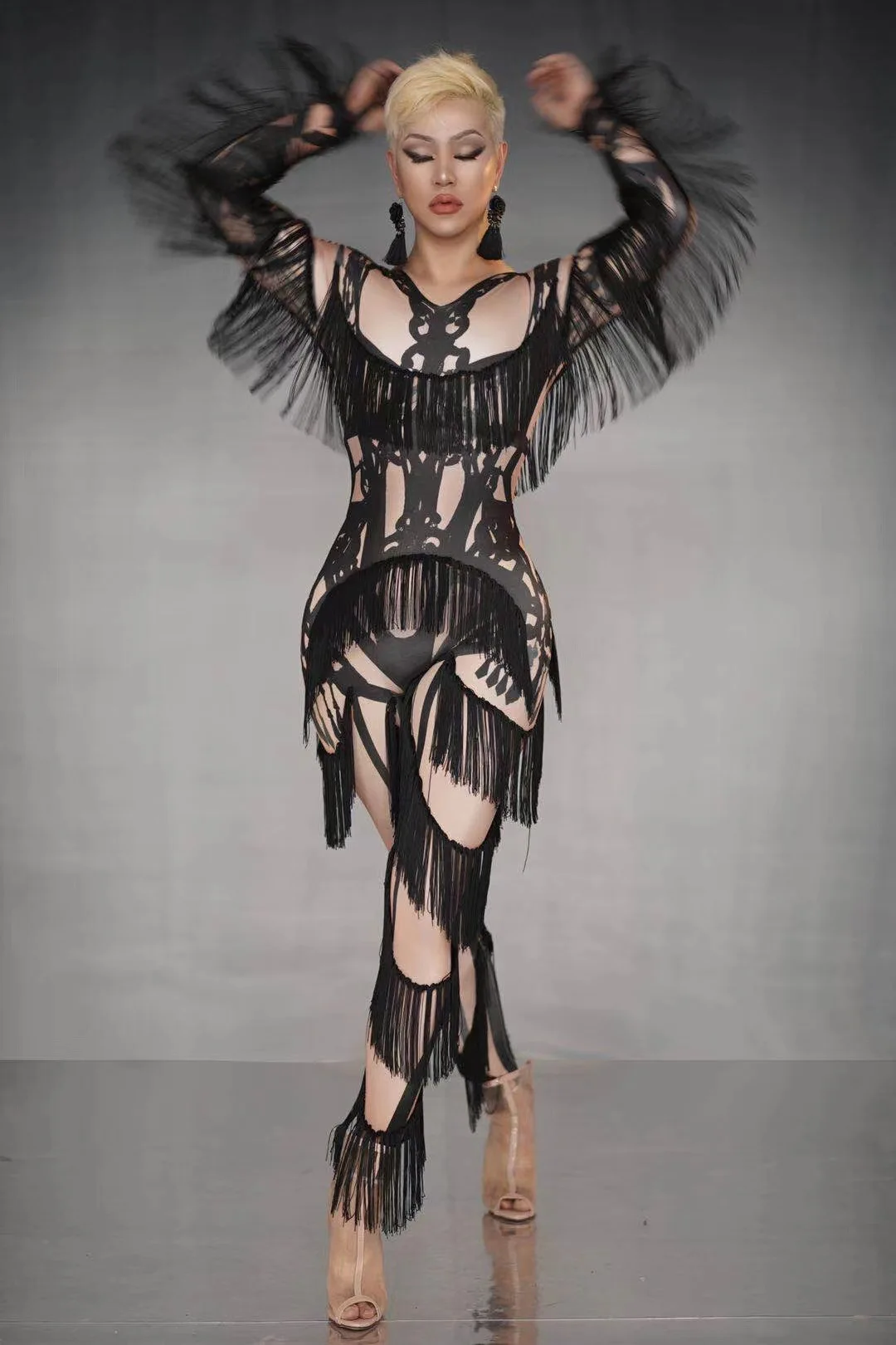 بدلة قفز أنيقة سوداء مهدب زي عيد الميلاد ملهى ليلي DS المغني مرحلة القطب راقصة أداء مهرجان الزي نادي الذهاب #1