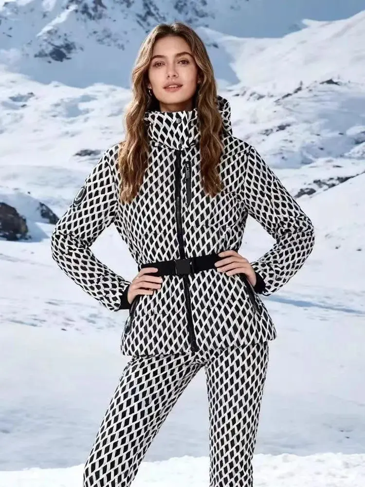 

Women's Winter Hooded High Waist Padded Sports Parkas Coats Belt Lady Elegant Thick Warm Pockets Zipper Windproof Skiing Jackets