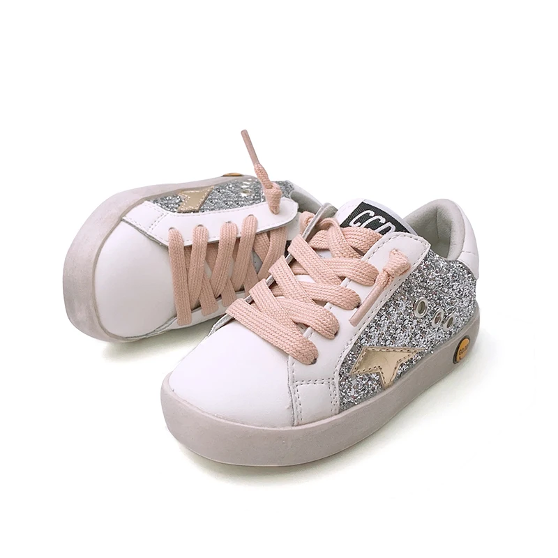 Scarpe da corsa sportive per bambini per bambini scarpe da ginnastica di moda glitterate per ragazze scarpe causali per bambini con stelle firmate personalizzate