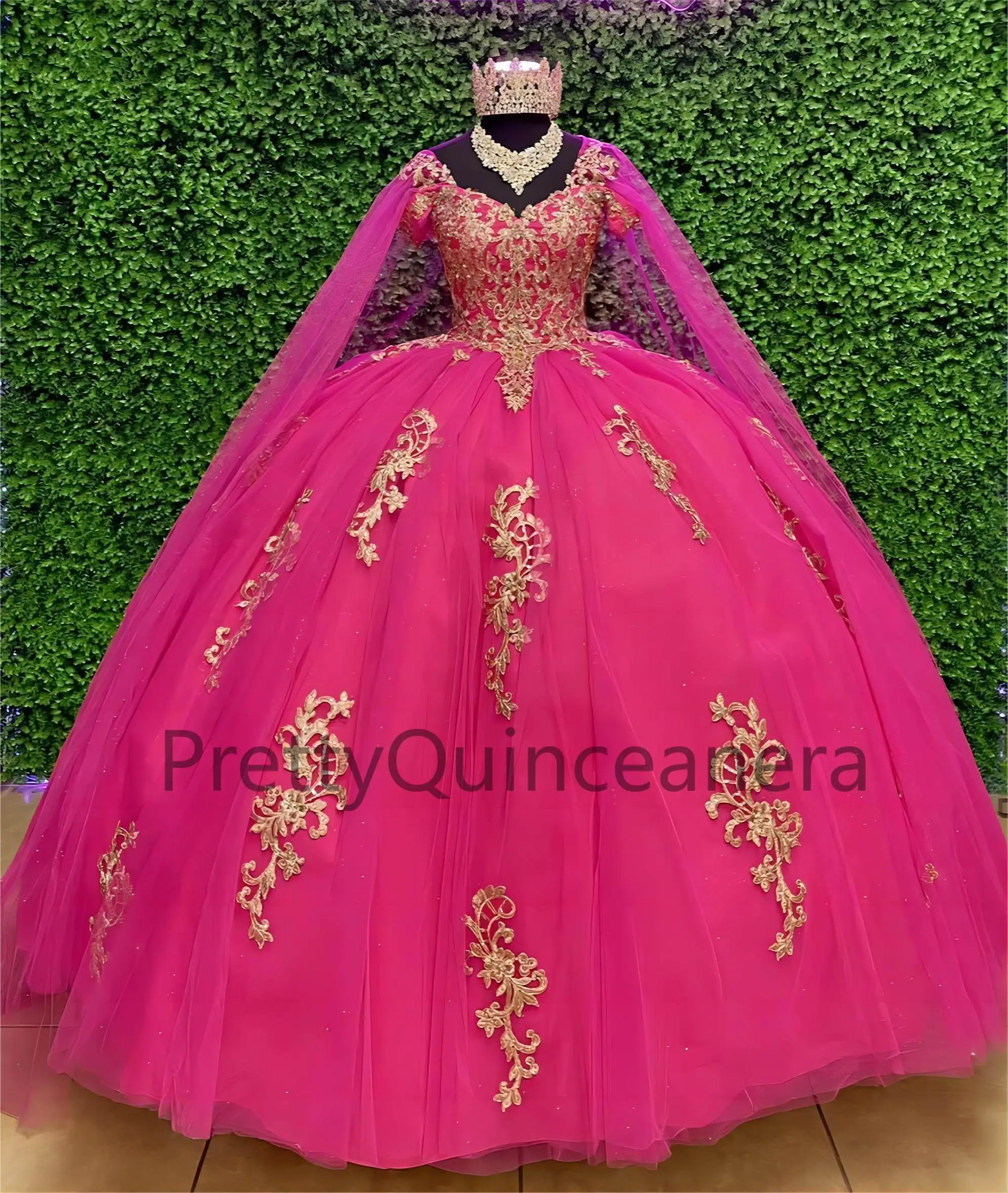 Vestido Quinceanera vermelho com capa removível, bonito fora do ombro, apliques dourados, vestidos de baile, feitos sob medida em cores diferentes