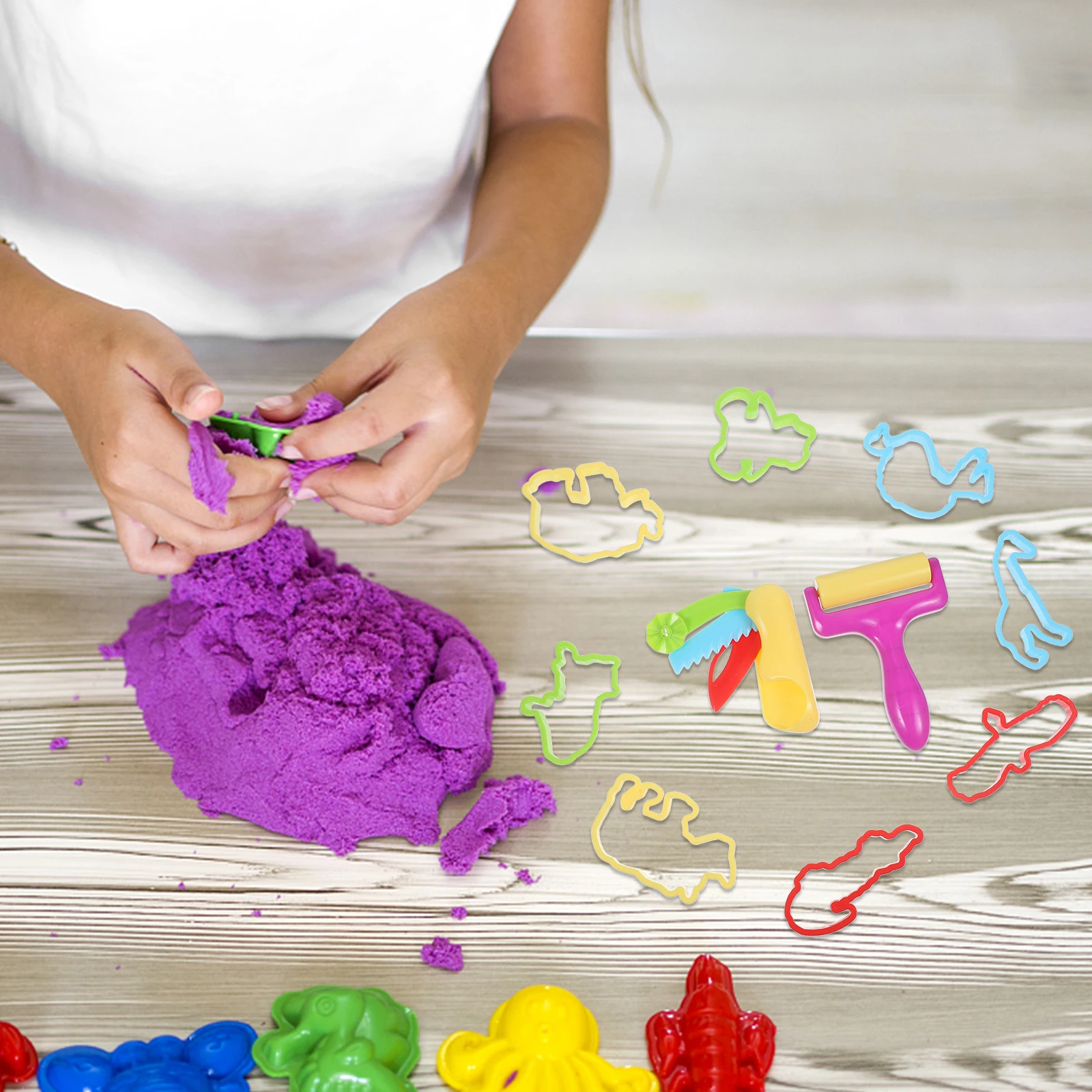 ชุดแม่พิมพ์ดินปั้นสี 10 ชิ้น พร้อมอุปกรณ์สำหรับเด็ก ตัด ปั้น รีด ทำงานฝีมือ เสริมสร้างพัฒนาการด้านความคิดสร้างสรรค์