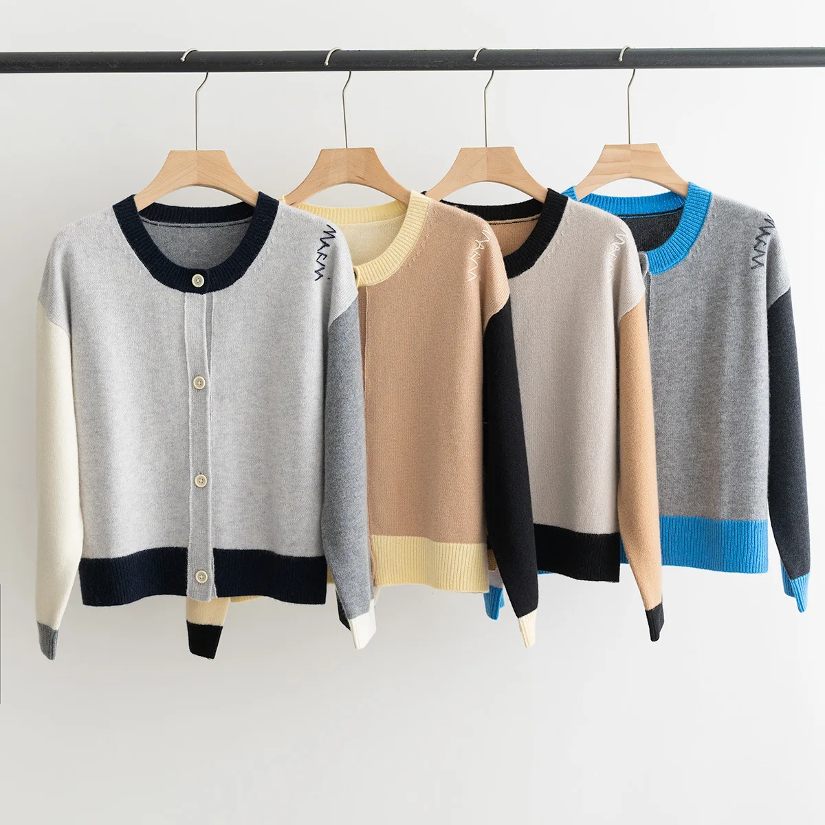 2025 Women's Autumn and Winter New All-match Color Matching Sweater
