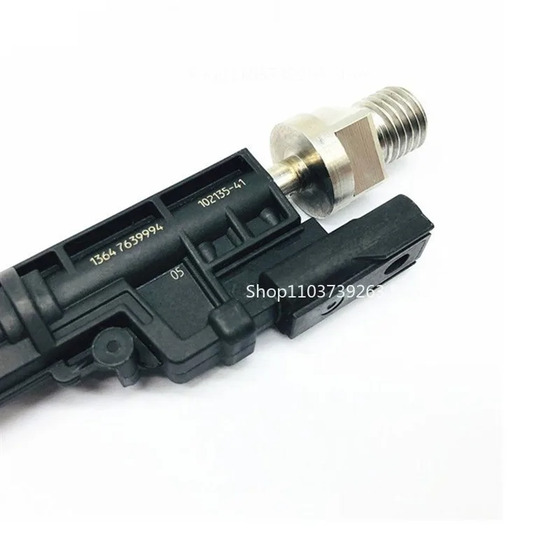 

13647639994 13647597870 Car Nozzle for X1 X3 Z4 228i 2.0