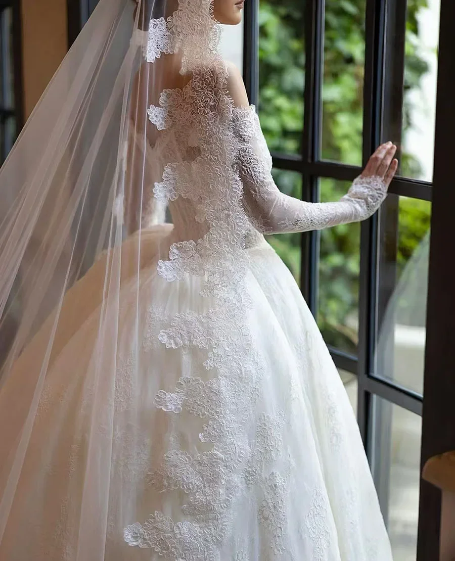 Abito da sposa in pizzo con abito da ballo personalizzato con spalle scoperte con maniche lunghe Abito da ballo Abiti da sposa Abiti da Noiva