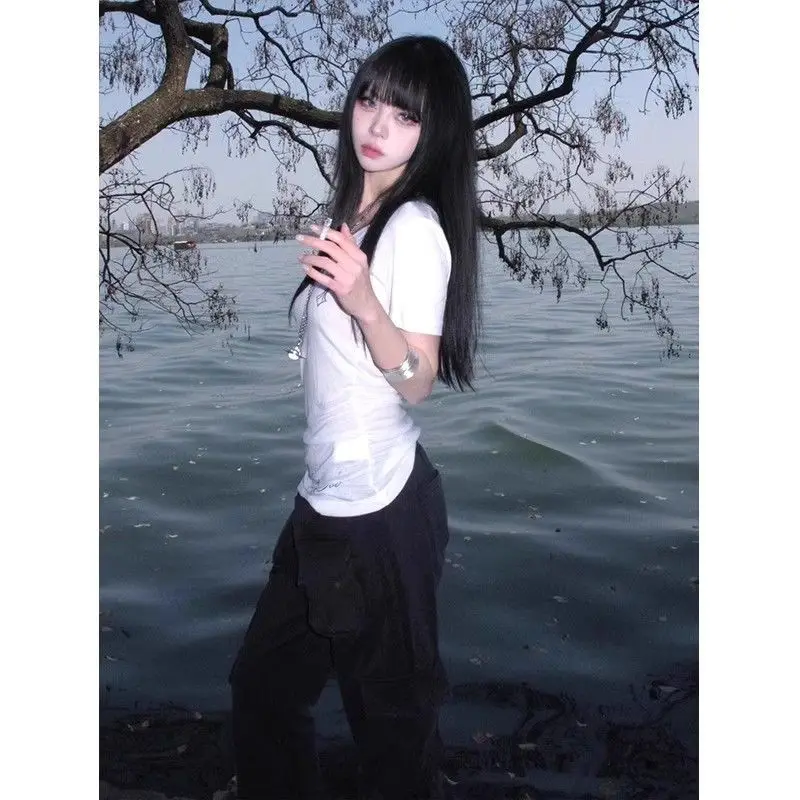 Tawaaiw Gothic Vคอกราฟิกเสื้อT 2000Sเสื้อผ้าY2kสีขาวเกาหลีแฟชั่นฤดูร้อนเสื้อแขนสั้นเสื้อยืดTeesหญิง