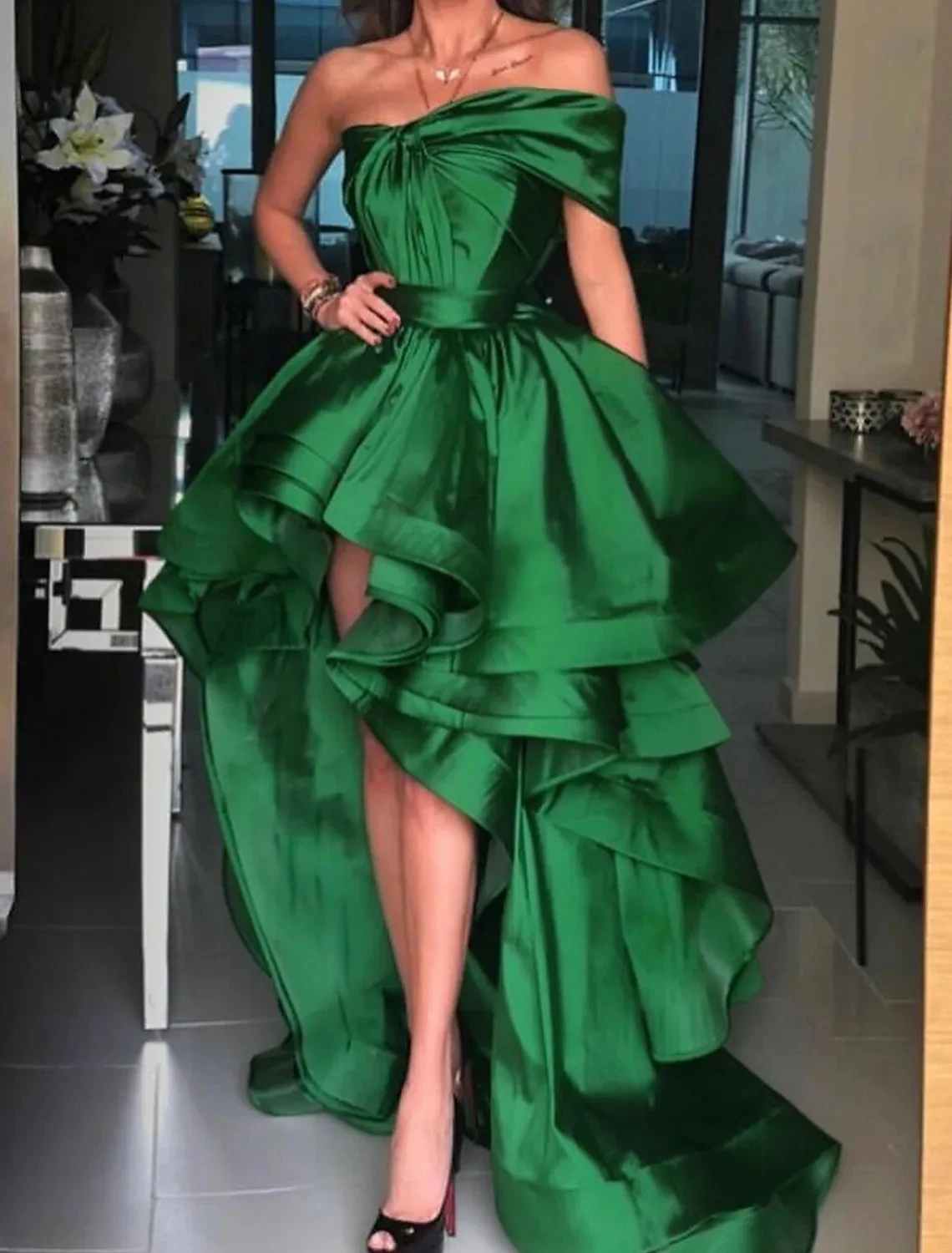 Customized 2025 Dark Green Prom Birthday Dresses High Low One Shoulder Criss Cross Satin Formal Evening Gowns Robe De Soiree