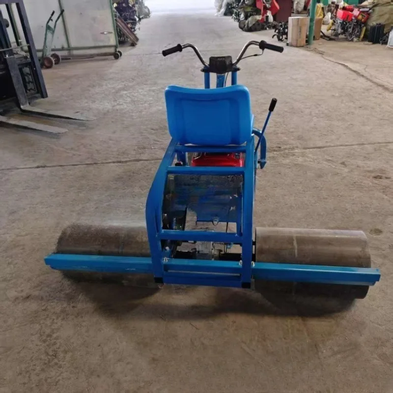 self-propelled flattening machine greenhouse roller three-wheel seedling flat ground suppressor