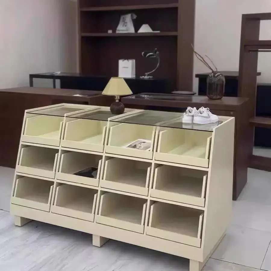 Clothing store display cabinet Nakajima Taiwan children's clothing store Nakajima cabinet jewelry cabinet ornament display