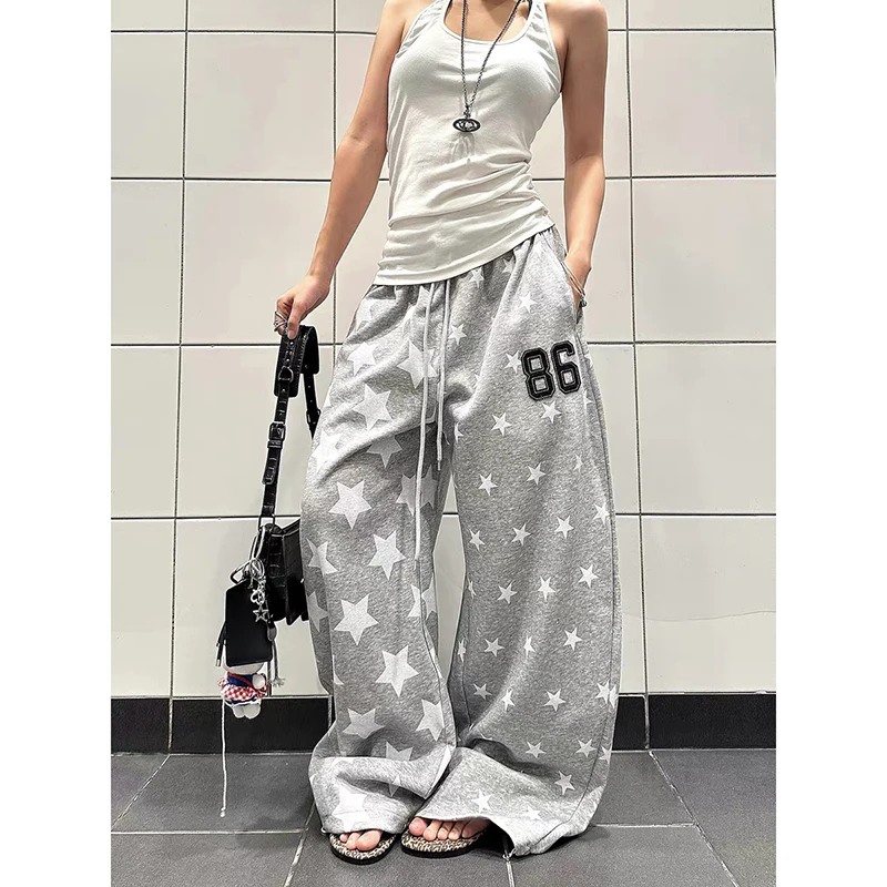 Herren- und Damen-Hosen mit geradem Bein, schnelltrocknend, 3D-Druck, vollflächiger Stern- und Zahlenmuster, lockerer Schnitt, Streetwear, elastischer Bund, lange Hosen. – Detail 4