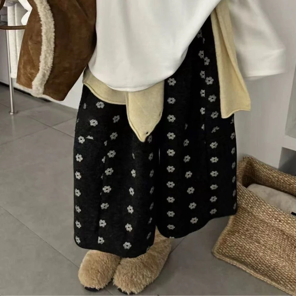 2025 الشتاء الرجعية زهرة الصوف ألف خط بنطلون المرأة فضفاضة سليم تويد بنطال ذو قصة أرجل واسعة اقتصاص السراويل منتصف