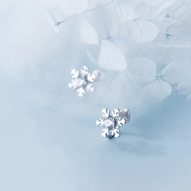 CIAXY Silver Color Inlaid Zircon Snowflake Ear Clip Without Pierced Earrings for Women  Christmas Gift Jewelry
