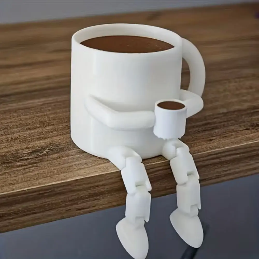 Ein 3D-gedrucktes, exquisites Kaffeetassen-Ornament mit beweglichen Gelenken, ein niedliches braunes Kaffeebohnen-Miniaturmodell, geeignet für Cafés, Wohnzimmer, Schlafzimmer, Arbeitszimmer, Bartheke,
