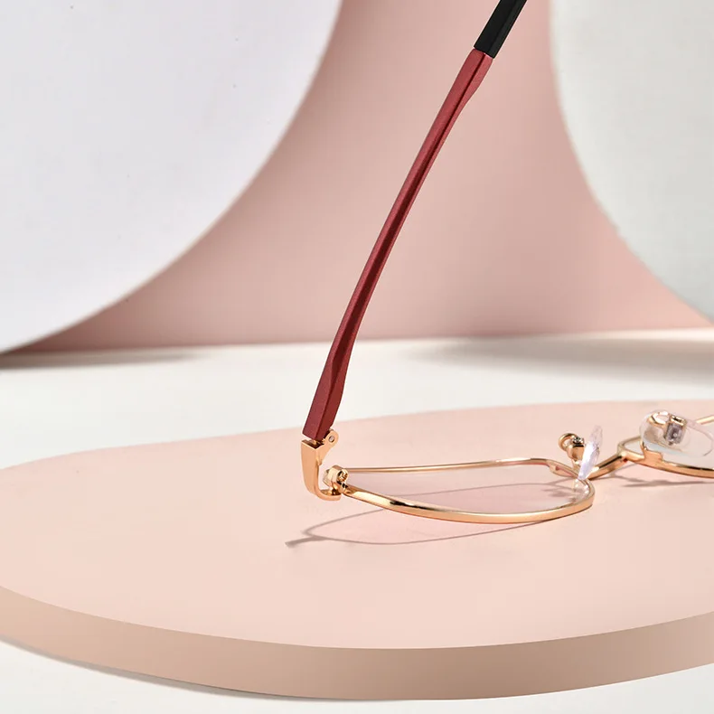 52-18 نظارات قراءة نسائية جديدة خفيفة للغاية بإطار كامل مستطيلة مضادة للزرقاء عدسات طبية مخصصة لقصر النظر الاستجماتيزم