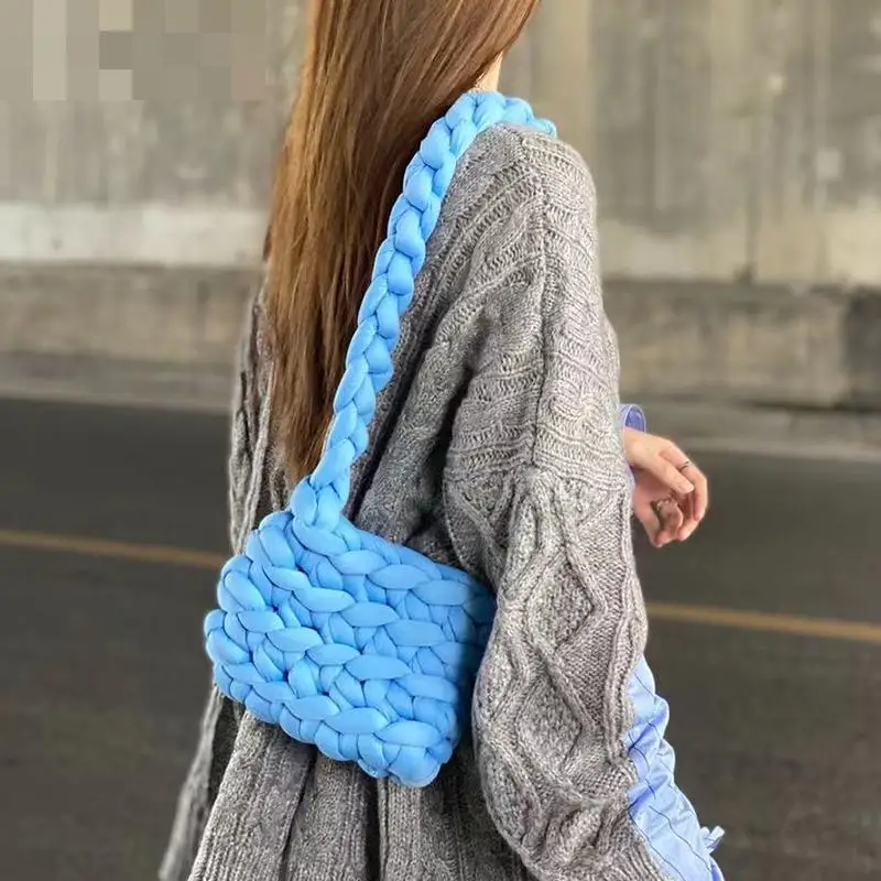 

2024 new fashionable space cotton woven hollow shoulder bag, Japanese and Korean casual versatile temperament women's bag trendy