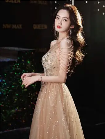 2022แชมเปญทองคนดังชุด Halter A-Line พู่ Party Night Sparkly เลื่อม Beaded ชุดใหม่