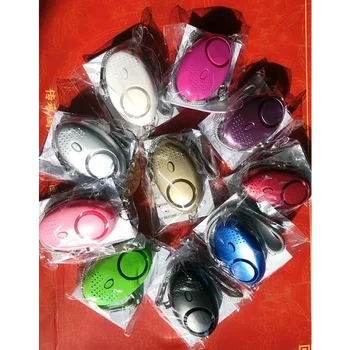 1 stücke Tragbare Selbstverteidigung 130dB Anti Aggression Persönliche Sicherheit Alarm Schlüsselbund Led-leuchten Notfall Sicherheit Für Frauen