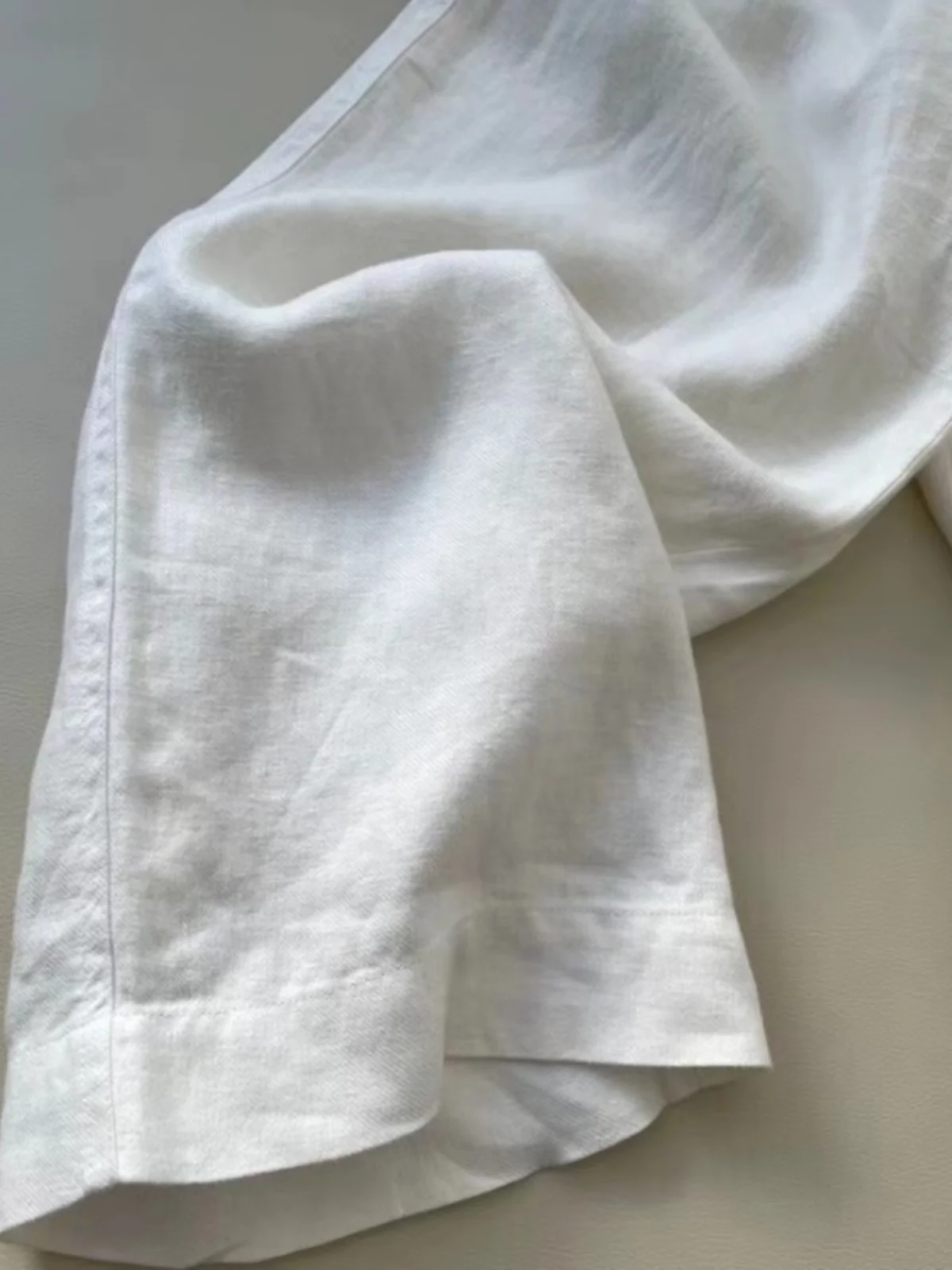 Pantaloni di lino in cotone a gamba larga a vita alta Donna Estate 2025 Pantaloni lunghi dritti casual bianchi drappeggiati dimagranti vestibilità ampia