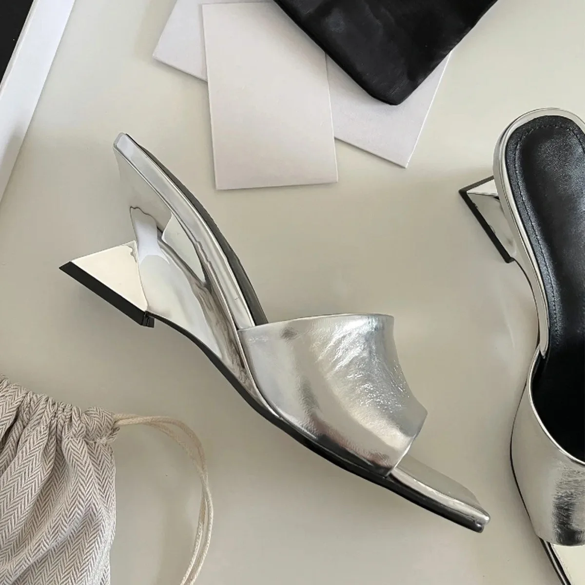 2026 New Summer Women's Square Toe Heeled Slippers Unique Heel Open Mules Elegant High Heel Sandals Fashion Outdoor Wear Shoes
