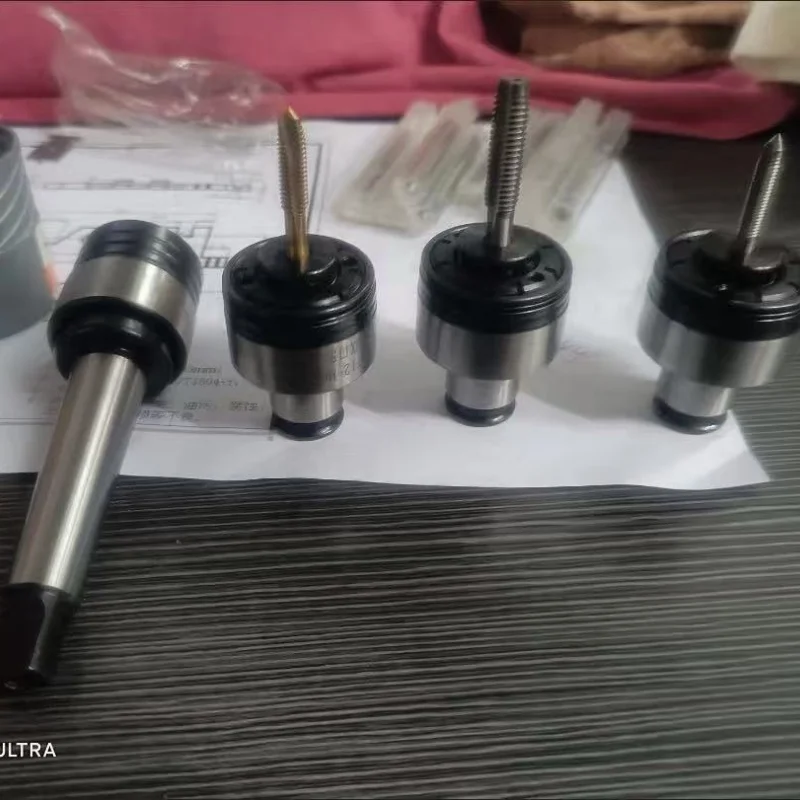

НОВЫЙ GT12 GT24 TC820 Цанговый патрон для нарезания резьбы M4 M6 M8 M10 M12 M14 M16 M18 M20 Саморезной патрон Телескопический держатель инструмента ISO DIN JIS