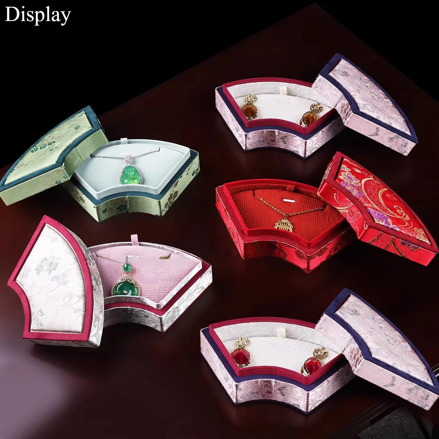 

Bead Storage Box, Chinese Brocade Case with Lid for Bracelet Jade Pendant Agate, Luxury Jewelry Organizer