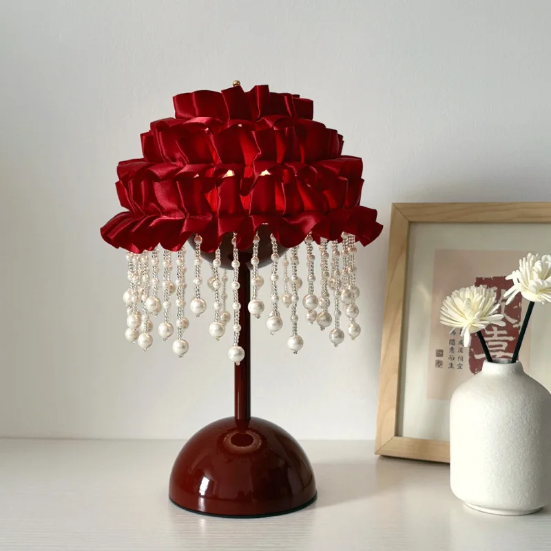 Pearl Tassel Table Lamp for Bedroom Bedside, Red Wedding Night Light with Creative Design, Home Decor Accent