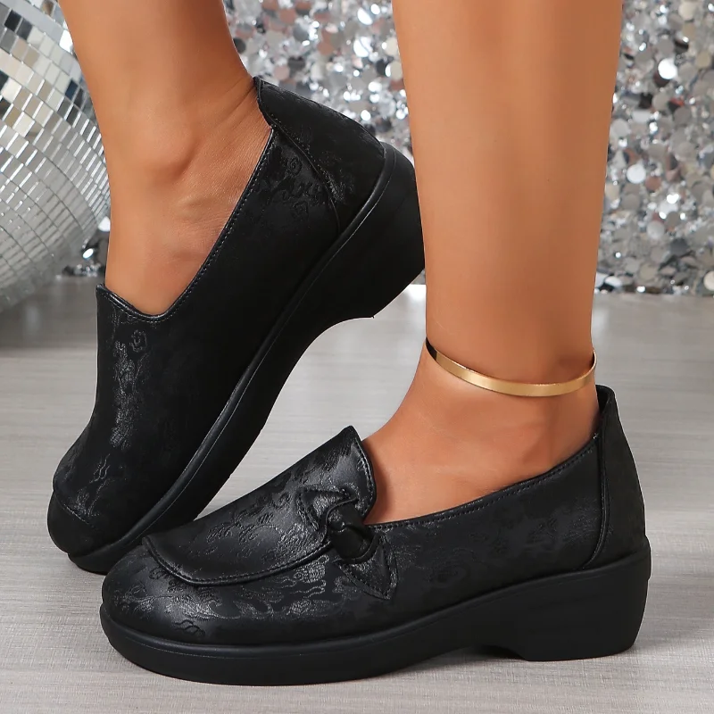 Fashionable And Bre… - image