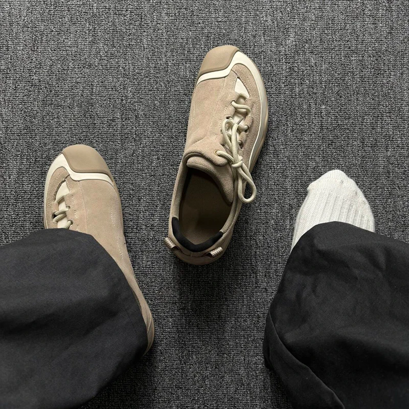 Men's Hiking Shoes & Casual Footwear Comfortable and versatile unisex outdoor walking shoes, suitable for both men and women.