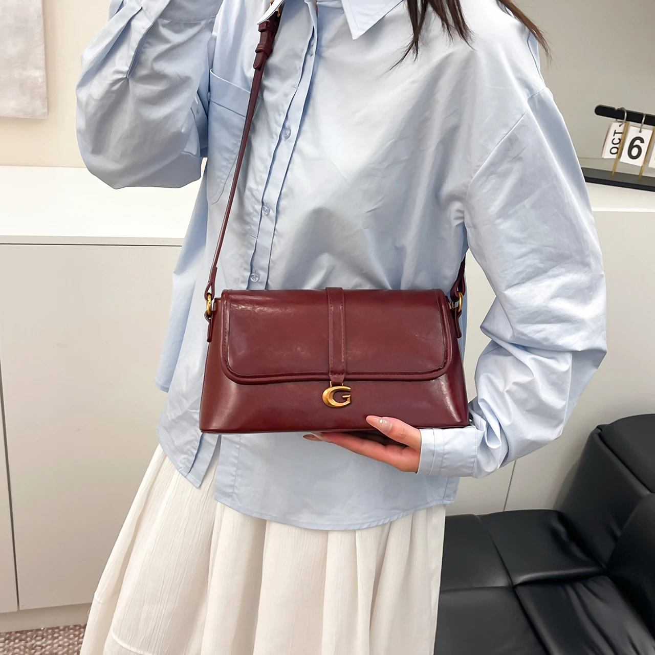 

Women's Luxury Leather Classic Fashion Designer Tote Shoulder Bag Elegant Crossbody Handbag For Urban Daily Dressing