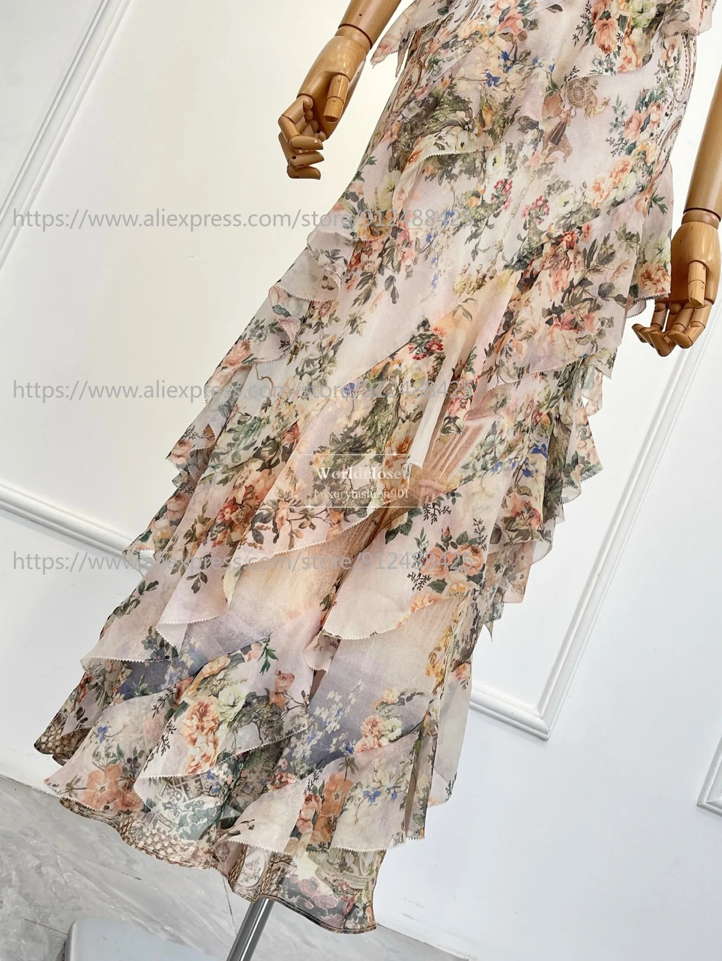 2026 Hoge kwaliteit nieuwe roze bloemenprint mouwloze kanten patchwork backless ruches midi-jurk voor vakantie